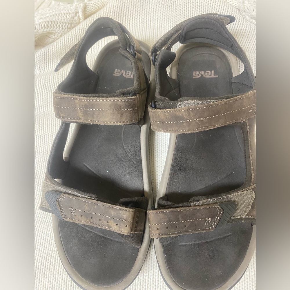 Teva Men's Langdon Sandal in Walnut Leather